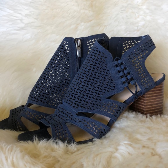 Vince Camuto Blue Women’s Sandal - Picture 1 of 3